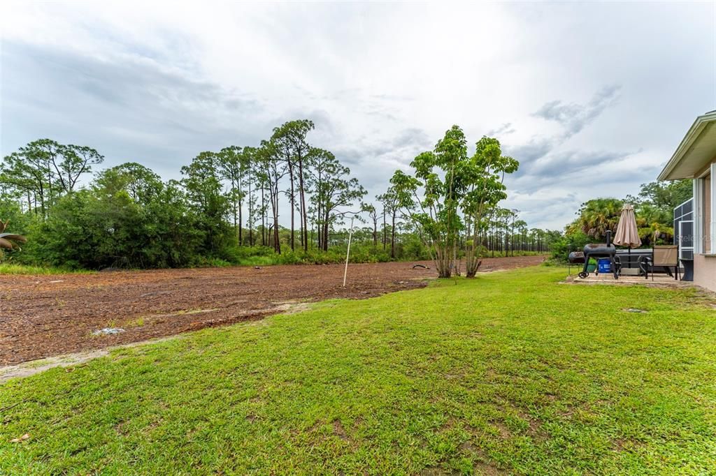 For Sale: $600,000 (3 beds, 2 baths, 2557 Square Feet)