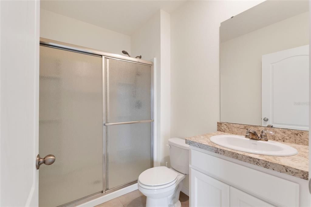 En Venta: $379,000 (5 camas, 3 baños, 2522 Pies cuadrados)