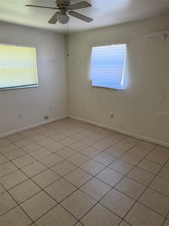 En Venta: $260,000 (3 camas, 1 baños, 972 Pies cuadrados)