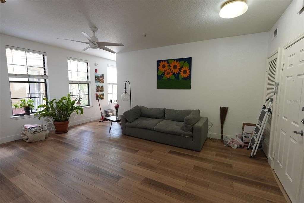 En Venta: $210,000 (1 camas, 1 baños, 818 Pies cuadrados)