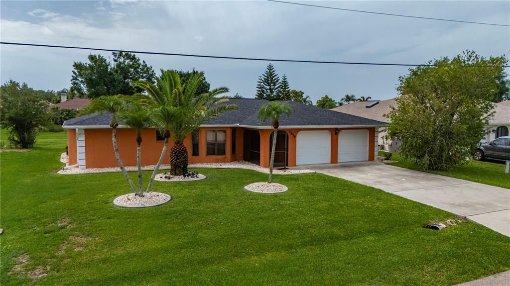 Activo con contrato: $229,000 (3 camas, 2 baños, 1466 Pies cuadrados)