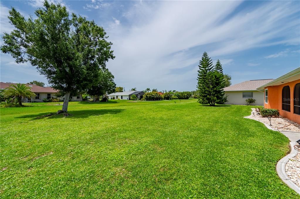 Activo con contrato: $229,000 (3 camas, 2 baños, 1466 Pies cuadrados)