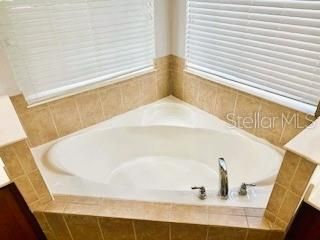 В аренду: $3,000 (4 спален, 3 ванн, 2432 Квадратных фут)