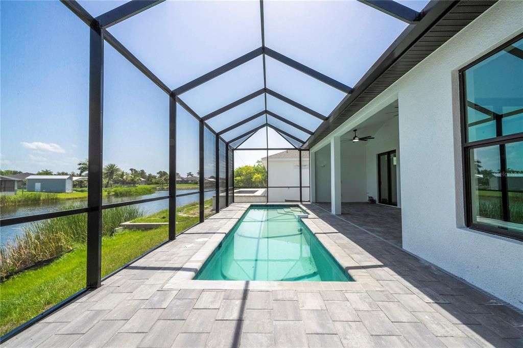На продажу: $699,900 (4 спален, 2 ванн, 1985 Квадратных фут)