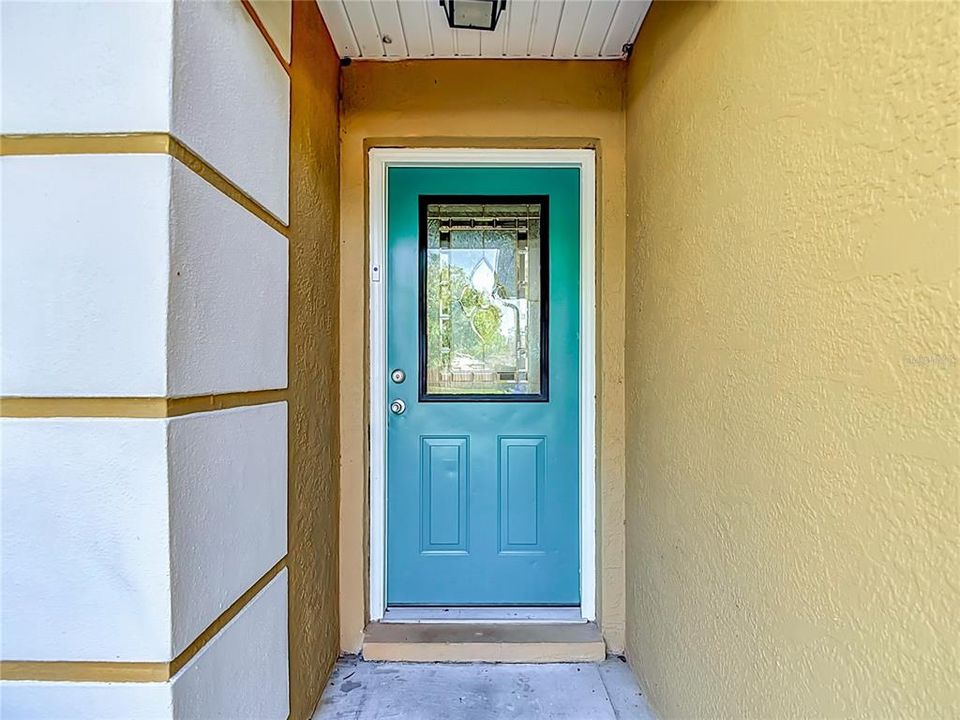 En Venta: $345,000 (4 camas, 2 baños, 1496 Pies cuadrados)