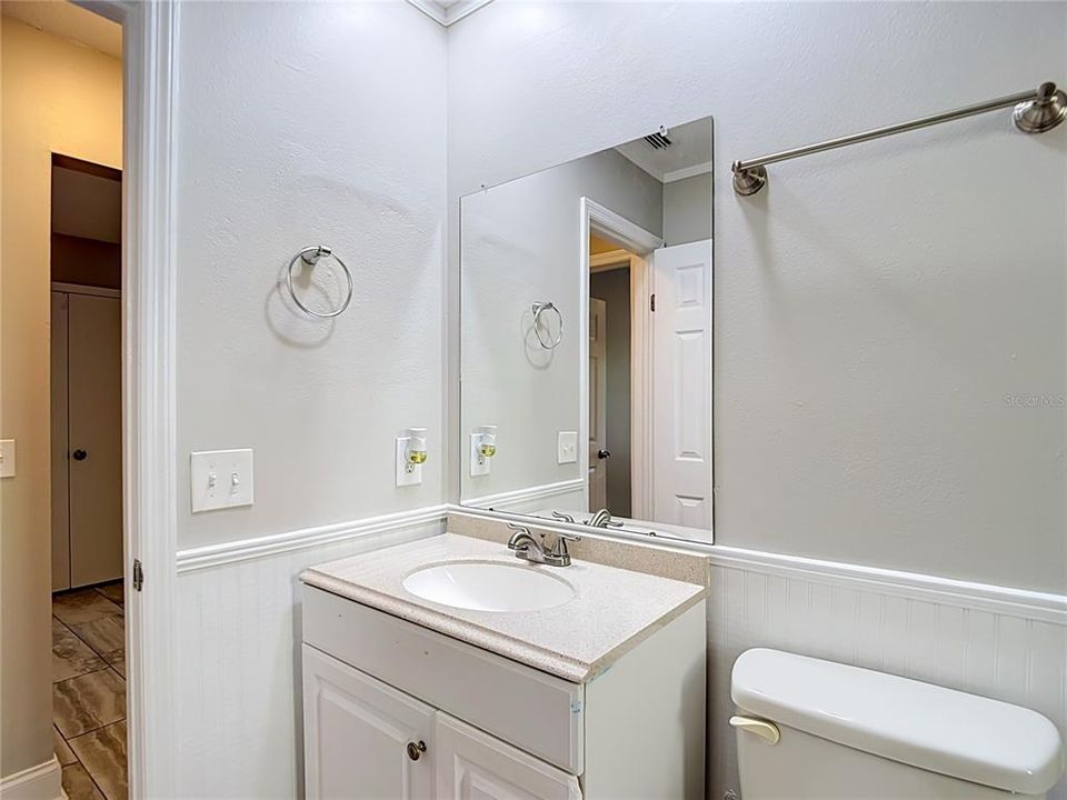 En Venta: $345,000 (4 camas, 2 baños, 1496 Pies cuadrados)