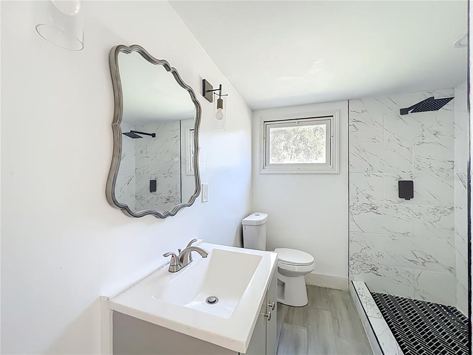 В аренду: $1,850 (1 спален, 1 ванн, 812 Квадратных фут)