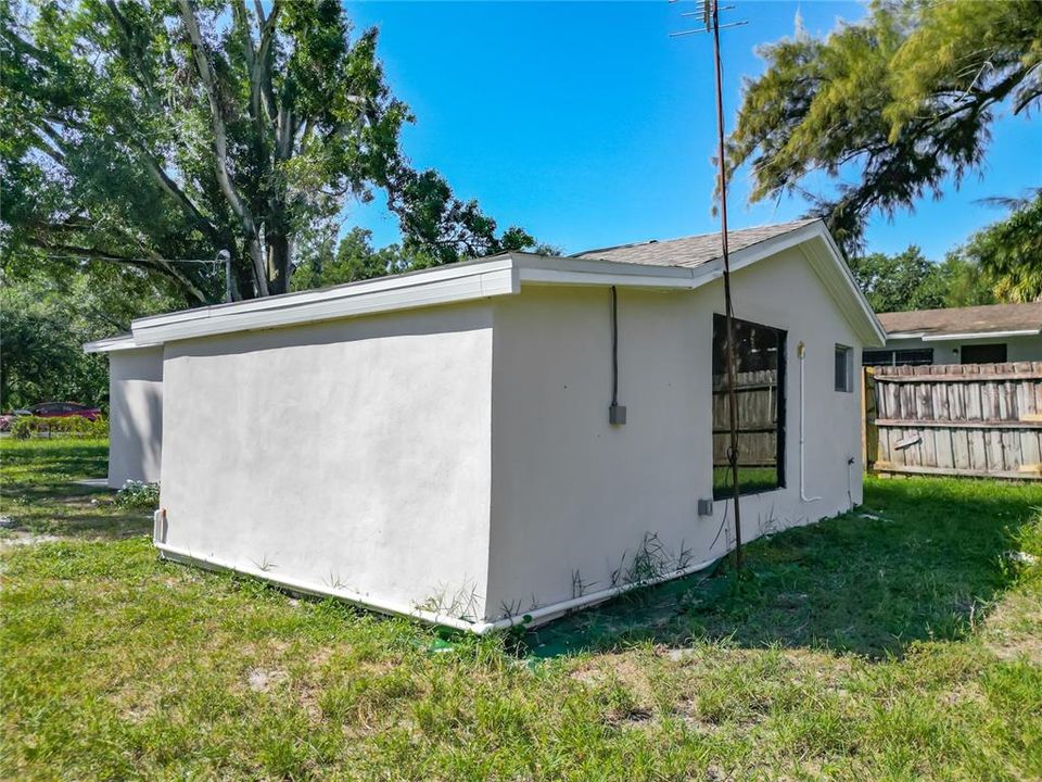 В аренду: $1,850 (1 спален, 1 ванн, 812 Квадратных фут)