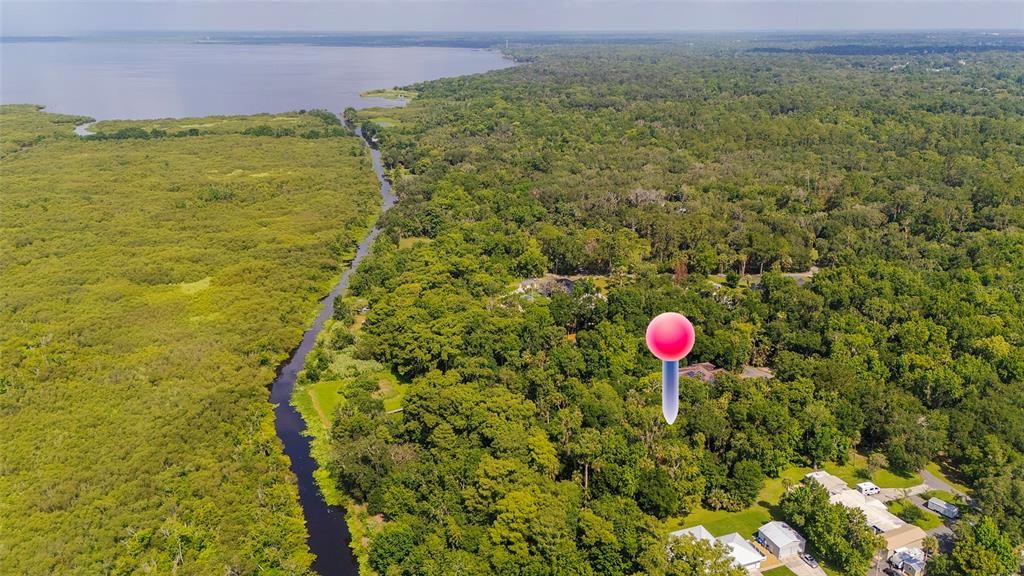 На продажу: $175,000 (1.18 acres)