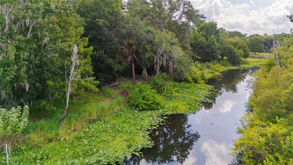 На продажу: $175,000 (1.18 acres)