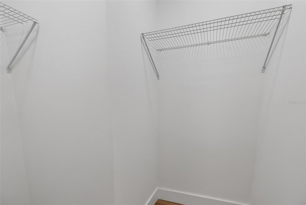На продажу: $399,900 (3 спален, 2 ванн, 1188 Квадратных фут)