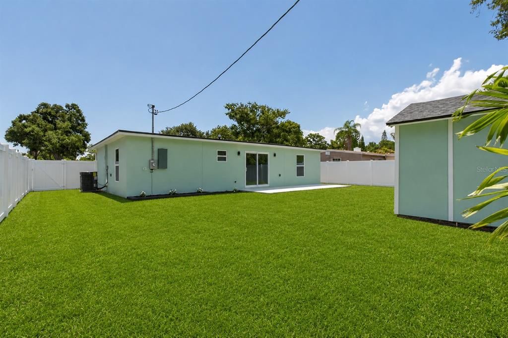 На продажу: $399,900 (3 спален, 2 ванн, 1188 Квадратных фут)
