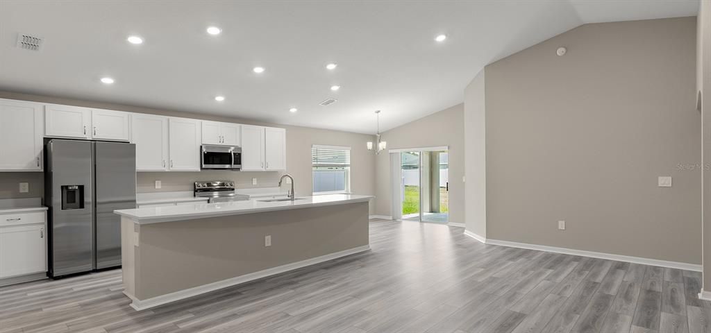 Active With Contract: $359,900 (4 beds, 2 baths, 1715 Square Feet)