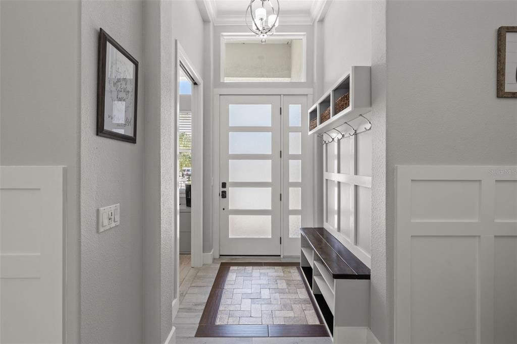 En Venta: $685,000 (4 camas, 3 baños, 2354 Pies cuadrados)
