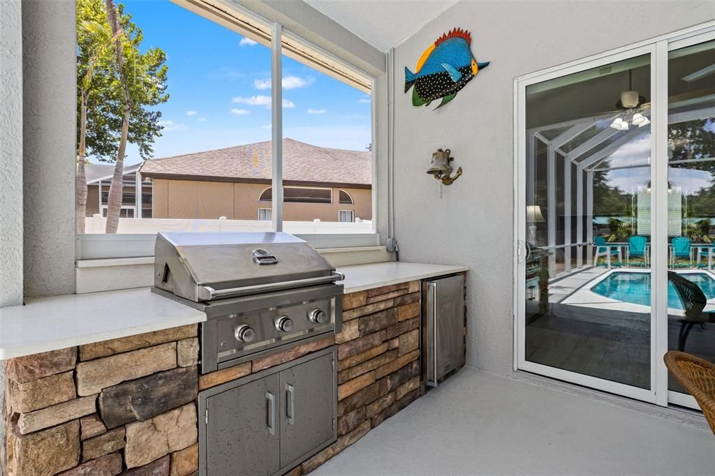 En Venta: $685,000 (4 camas, 3 baños, 2354 Pies cuadrados)