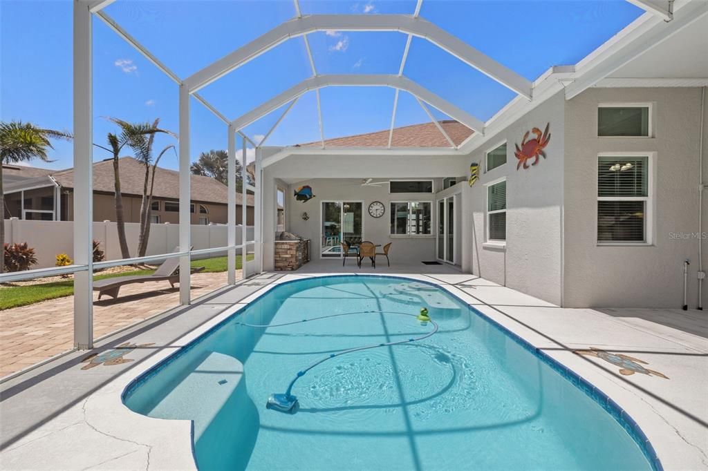 En Venta: $685,000 (4 camas, 3 baños, 2354 Pies cuadrados)