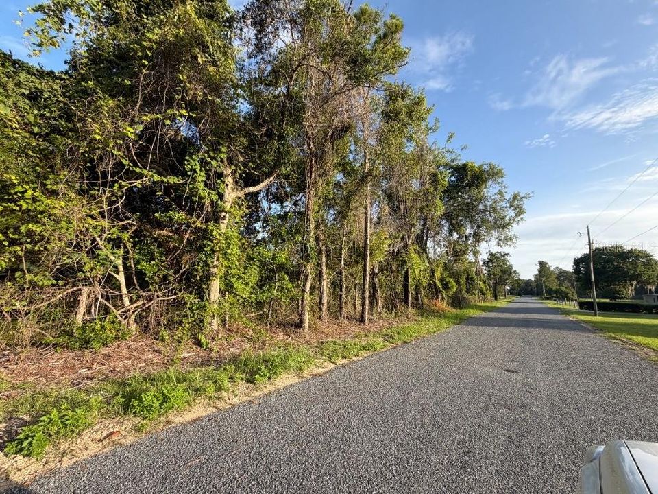 待售: $375,000 (19.27 acres)
