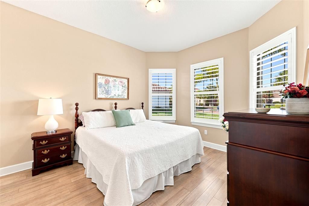 For Sale: $589,000 (3 beds, 3 baths, 2071 Square Feet)