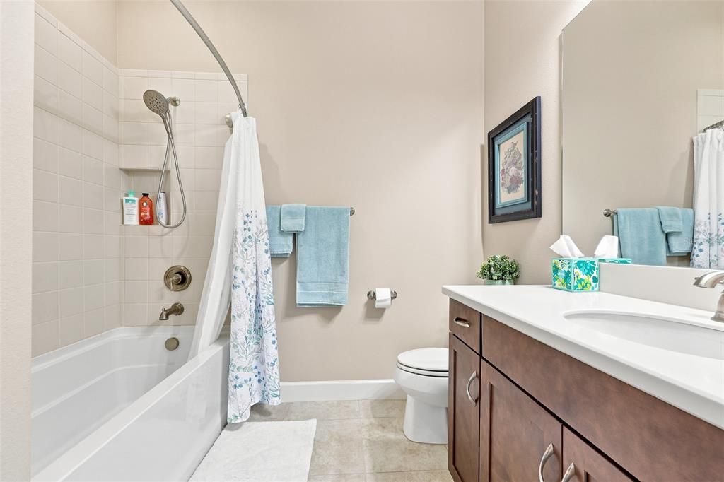 For Sale: $589,000 (3 beds, 3 baths, 2071 Square Feet)