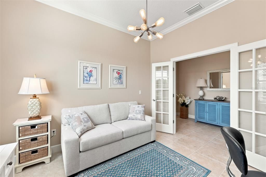 For Sale: $589,000 (3 beds, 3 baths, 2071 Square Feet)