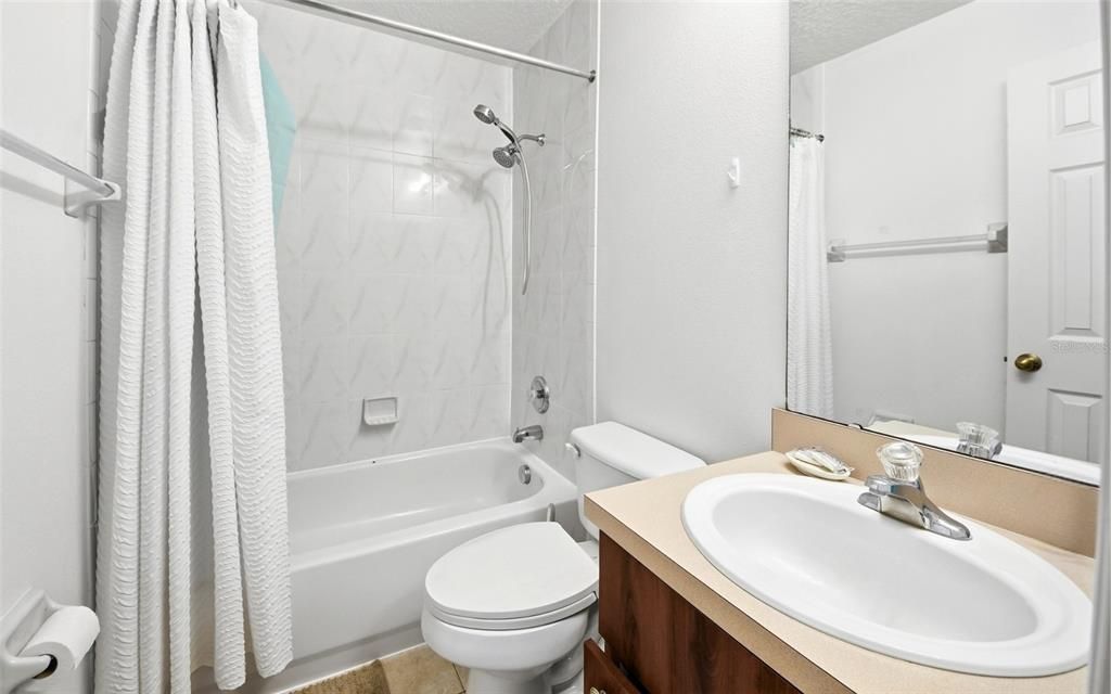 На продажу: $265,000 (3 спален, 2 ванн, 1468 Квадратных фут)