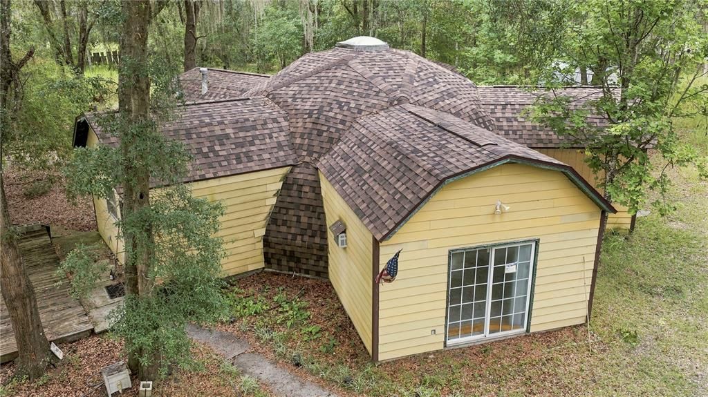 На продажу: $249,900 (2 спален, 1 ванн, 1500 Квадратных фут)