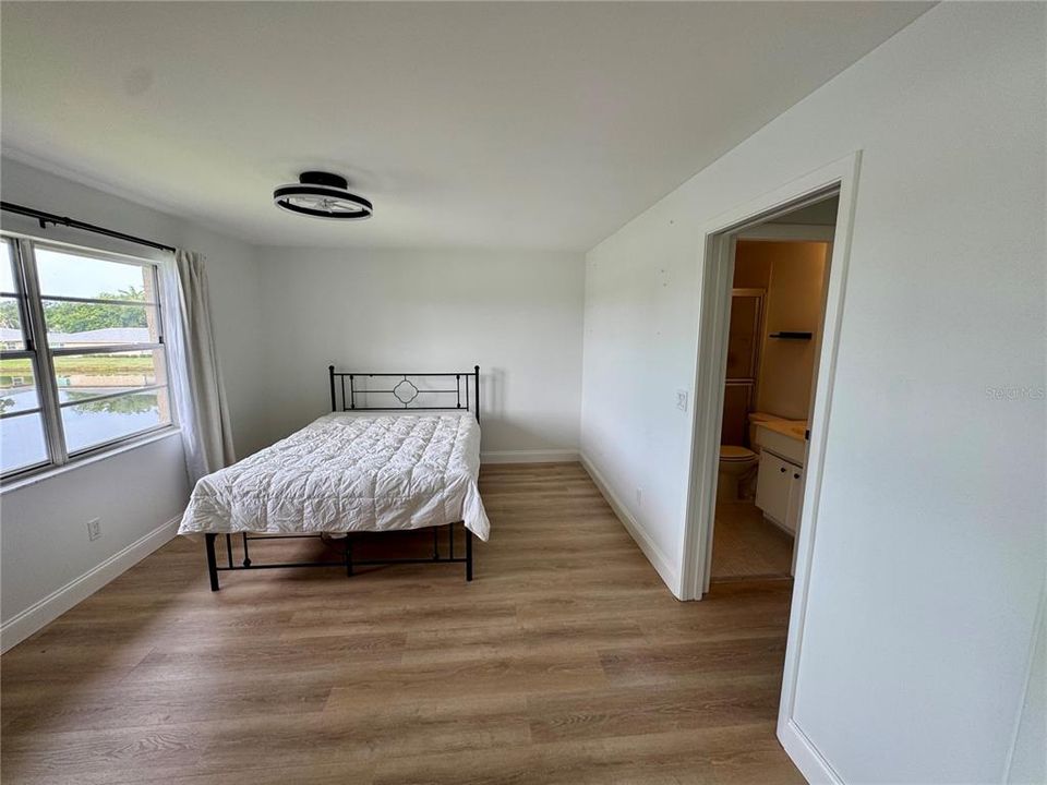 For Rent: $2,000 (2 beds, 2 baths, 1118 Square Feet)