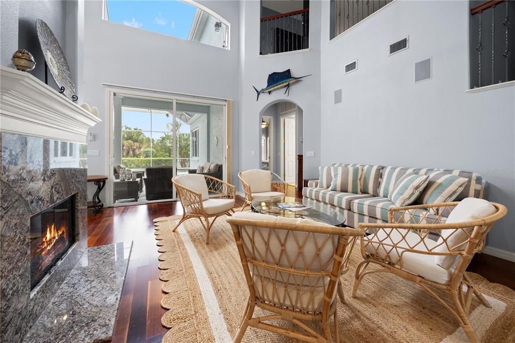 En Venta: $1,495,000 (4 camas, 3 baños, 3219 Pies cuadrados)