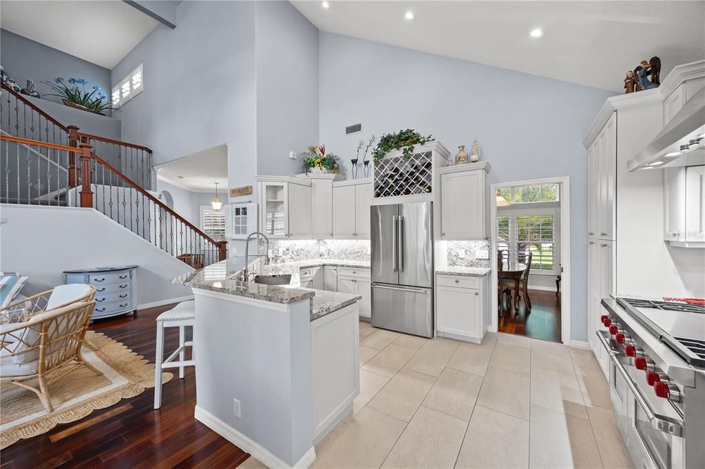 En Venta: $1,495,000 (4 camas, 3 baños, 3219 Pies cuadrados)