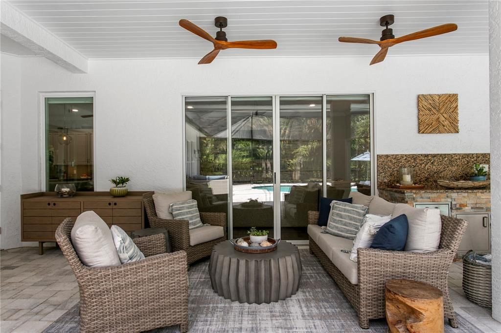 En Venta: $1,549,000 (4 camas, 3 baños, 3092 Pies cuadrados)