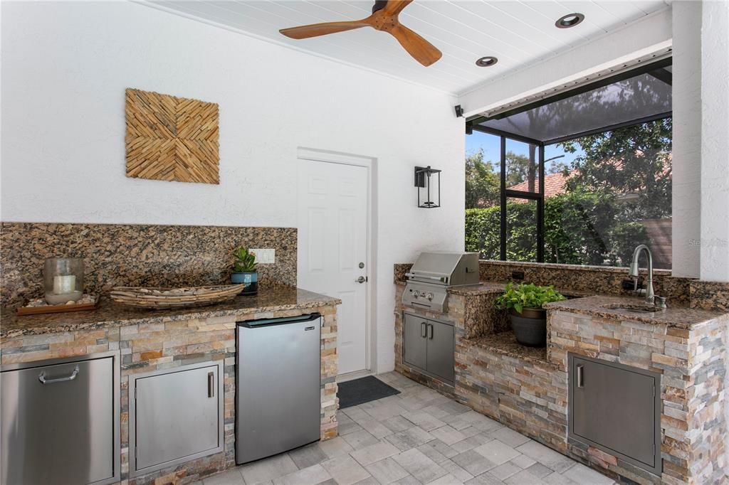 En Venta: $1,549,000 (4 camas, 3 baños, 3092 Pies cuadrados)