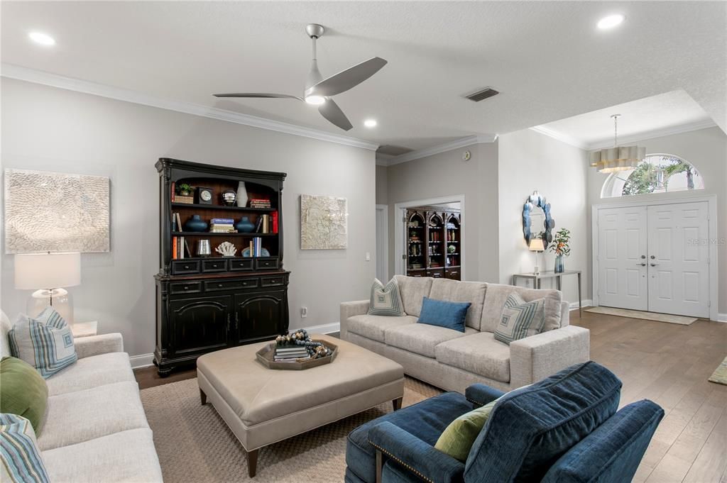 En Venta: $1,549,000 (4 camas, 3 baños, 3092 Pies cuadrados)