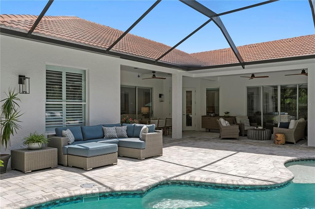 En Venta: $1,549,000 (4 camas, 3 baños, 3092 Pies cuadrados)
