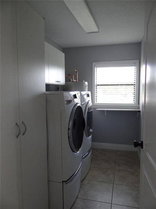 En Renta: $2,799 (3 camas, 2 baños, 1706 Pies cuadrados)
