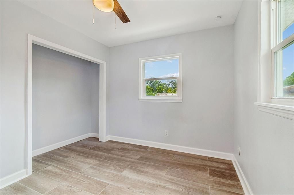 En Venta: $305,000 (2 camas, 2 baños, 720 Pies cuadrados)