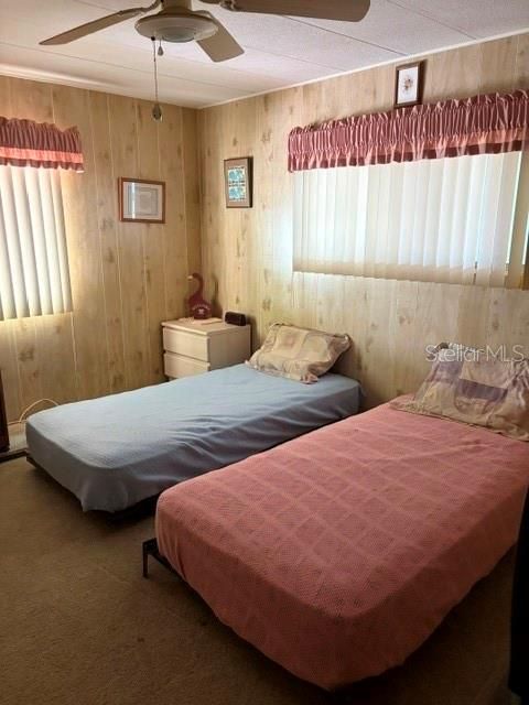 For Sale: $159,900 (2 beds, 2 baths, 1211 Square Feet)