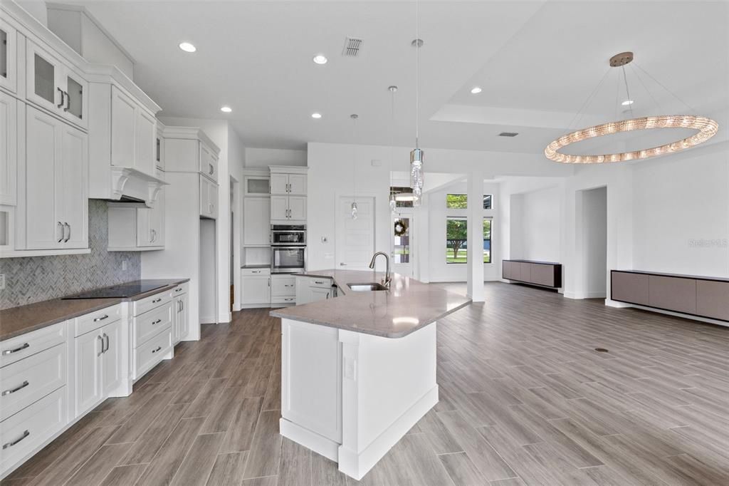 For Sale: $895,990 (4 beds, 3 baths, 2917 Square Feet)