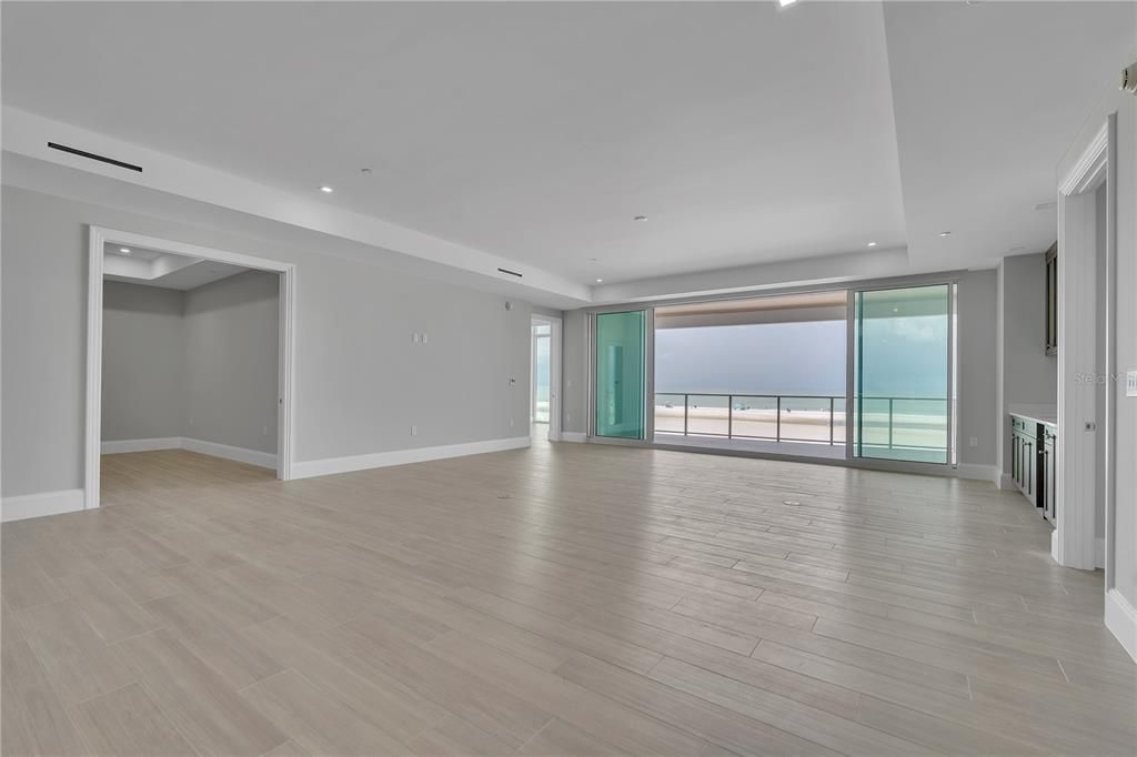 For Sale: $6,500,000 (3 beds, 3 baths, 3550 Square Feet)