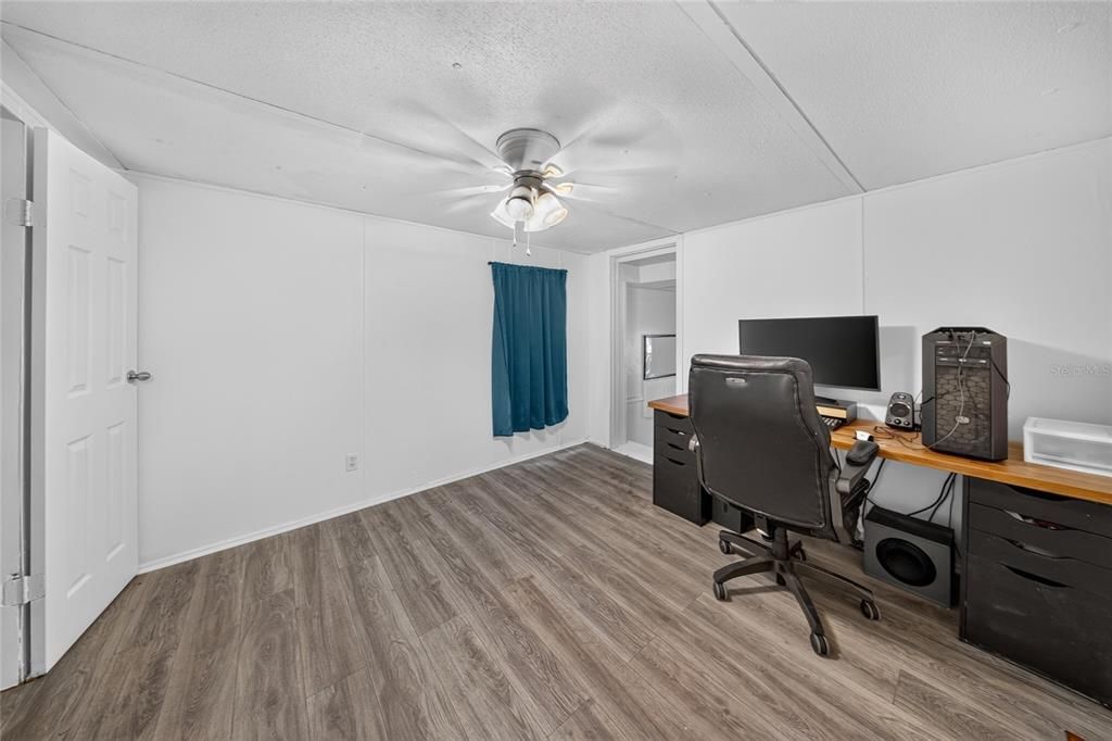 For Sale: $300,000 (4 beds, 2 baths, 1440 Square Feet)