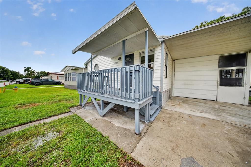 For Sale: $300,000 (4 beds, 2 baths, 1440 Square Feet)