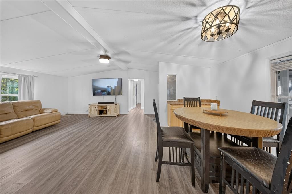 For Sale: $300,000 (4 beds, 2 baths, 1440 Square Feet)