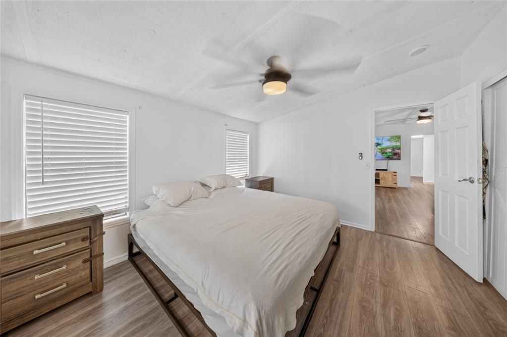 For Sale: $300,000 (4 beds, 2 baths, 1440 Square Feet)