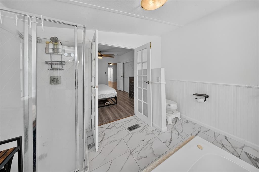 For Sale: $300,000 (4 beds, 2 baths, 1440 Square Feet)