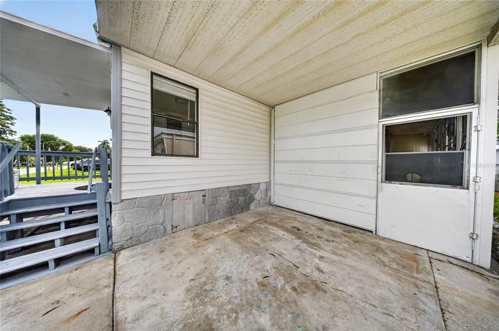 For Sale: $300,000 (4 beds, 2 baths, 1440 Square Feet)