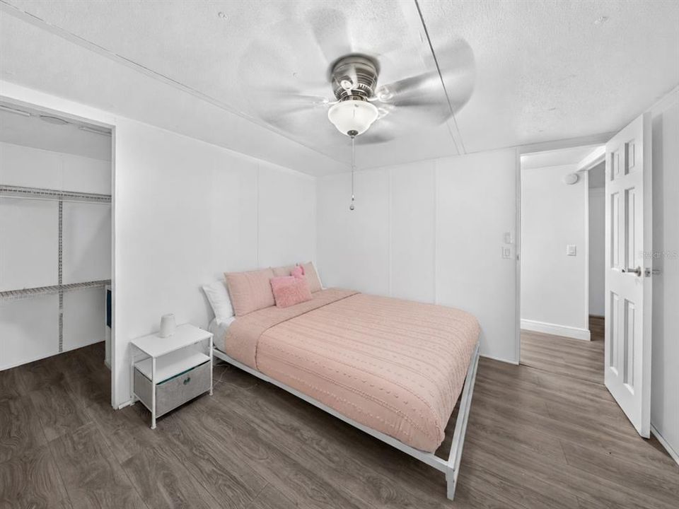 For Sale: $300,000 (4 beds, 2 baths, 1440 Square Feet)