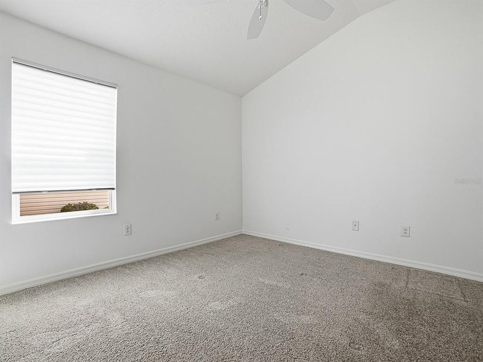 Activo con contrato: $434,900 (3 camas, 3 baños, 1964 Pies cuadrados)