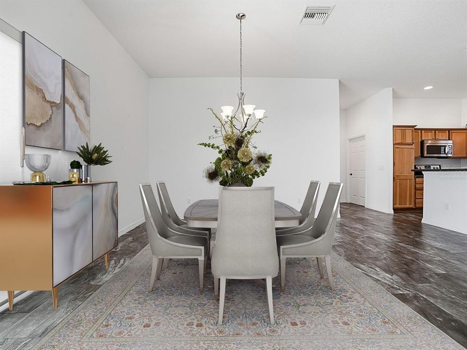 Activo con contrato: $434,900 (3 camas, 3 baños, 1964 Pies cuadrados)