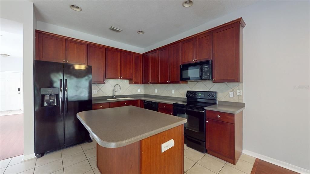 Active With Contract: $2,200 (3 beds, 2 baths, 1755 Square Feet)