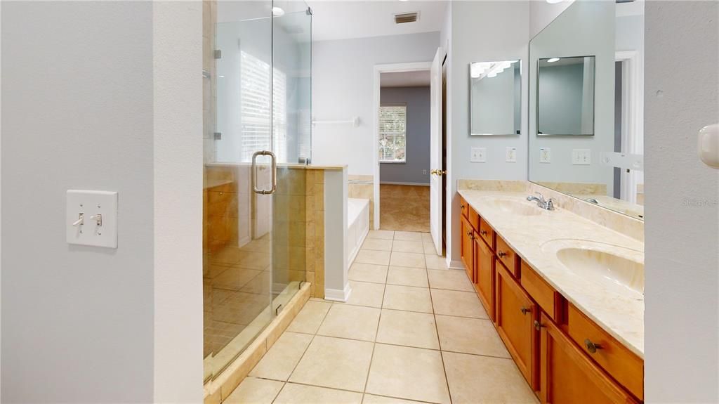 Active With Contract: $2,200 (3 beds, 2 baths, 1755 Square Feet)