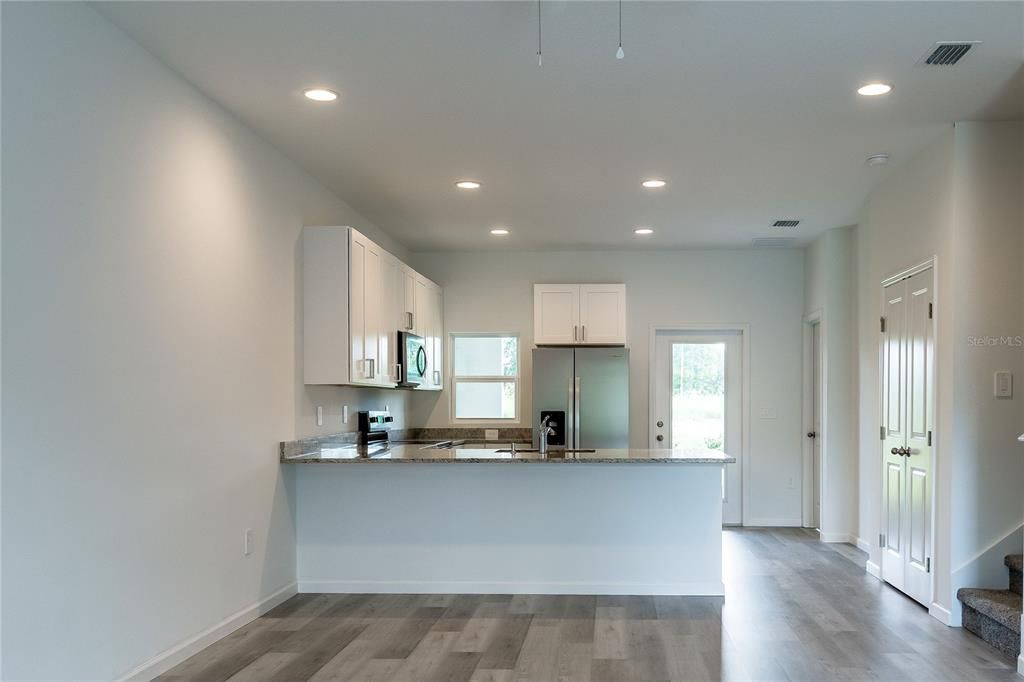 For Sale: $425,000 (4 beds, 2 baths, 1458 Square Feet)